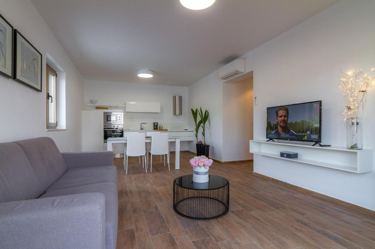 סופטרסקה דראגה Villa Royal מראה חיצוני תמונה